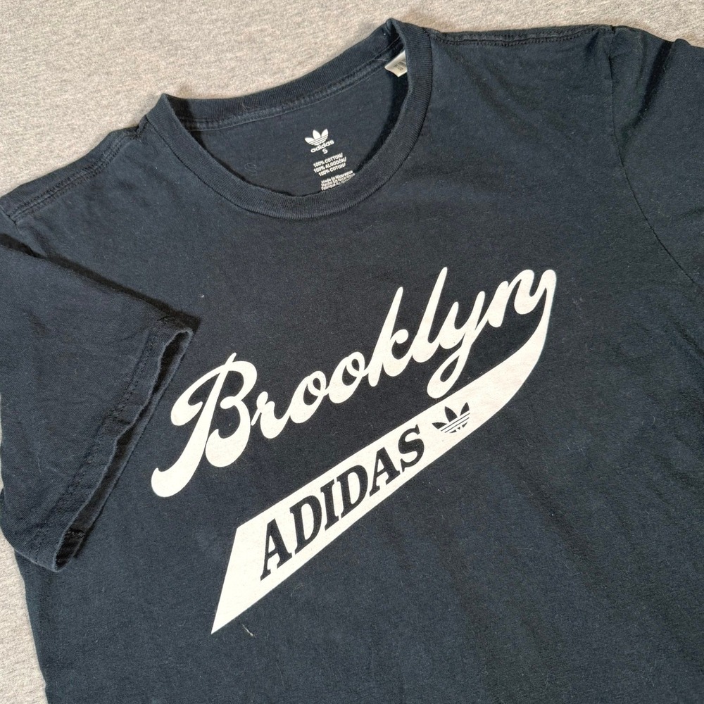 Adidas Originals Brooklyn Script Graphic T Shirt Mens Small Black Trefoil Tee